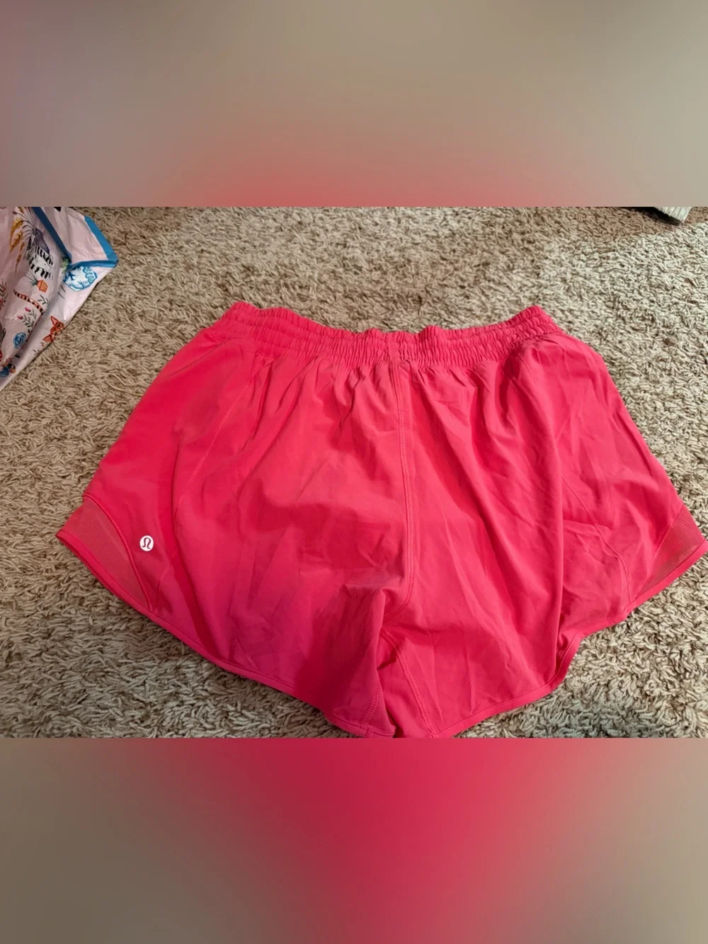 Lululemon hotty hot 4” shorts size 10 like new